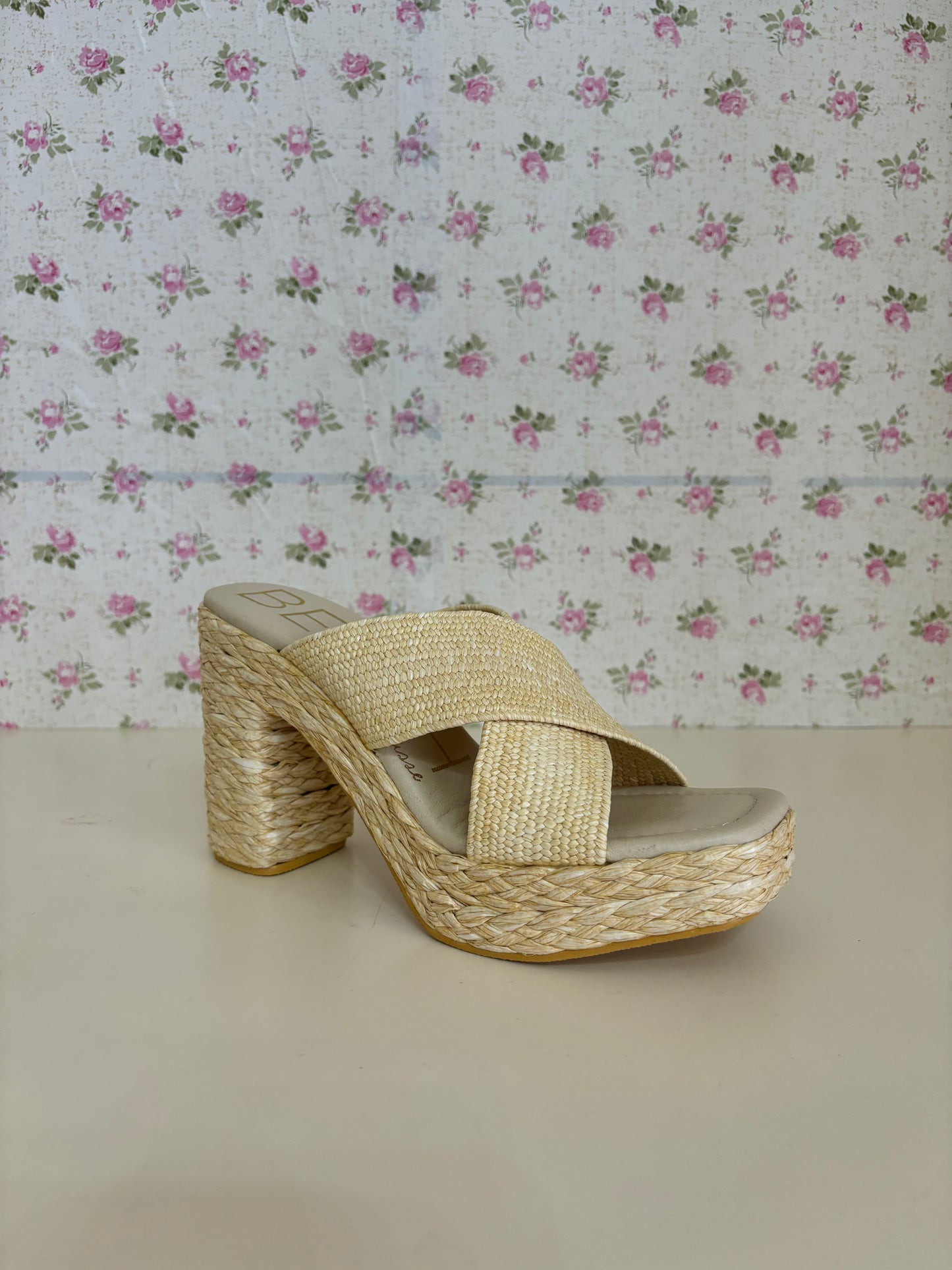 Caravan Heels