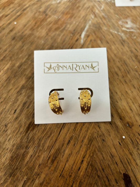 Gold detailed Huggies