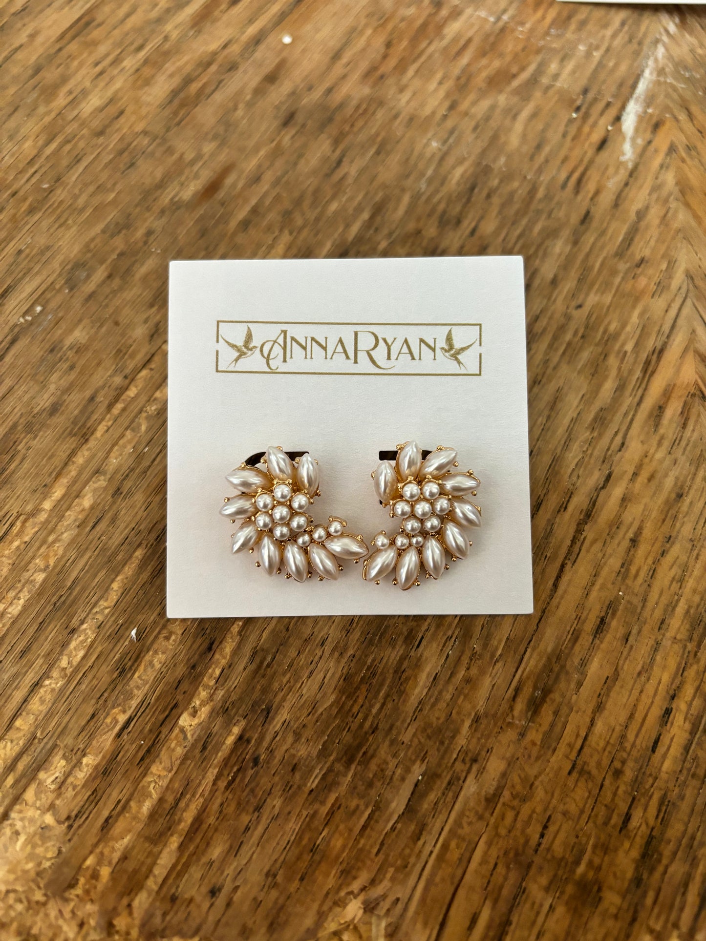 Cluster Pearl Studs