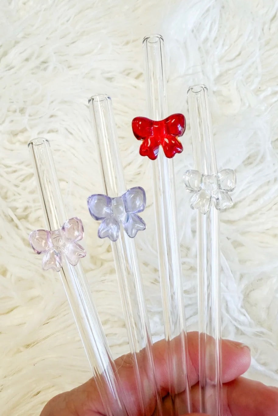 Bow Glass Straws- Set of 4 W/ Straw Cleaner