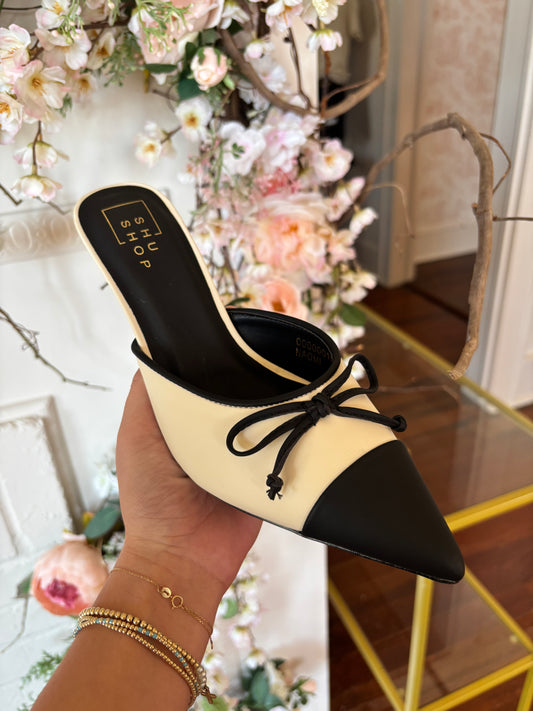 Naomi Heels