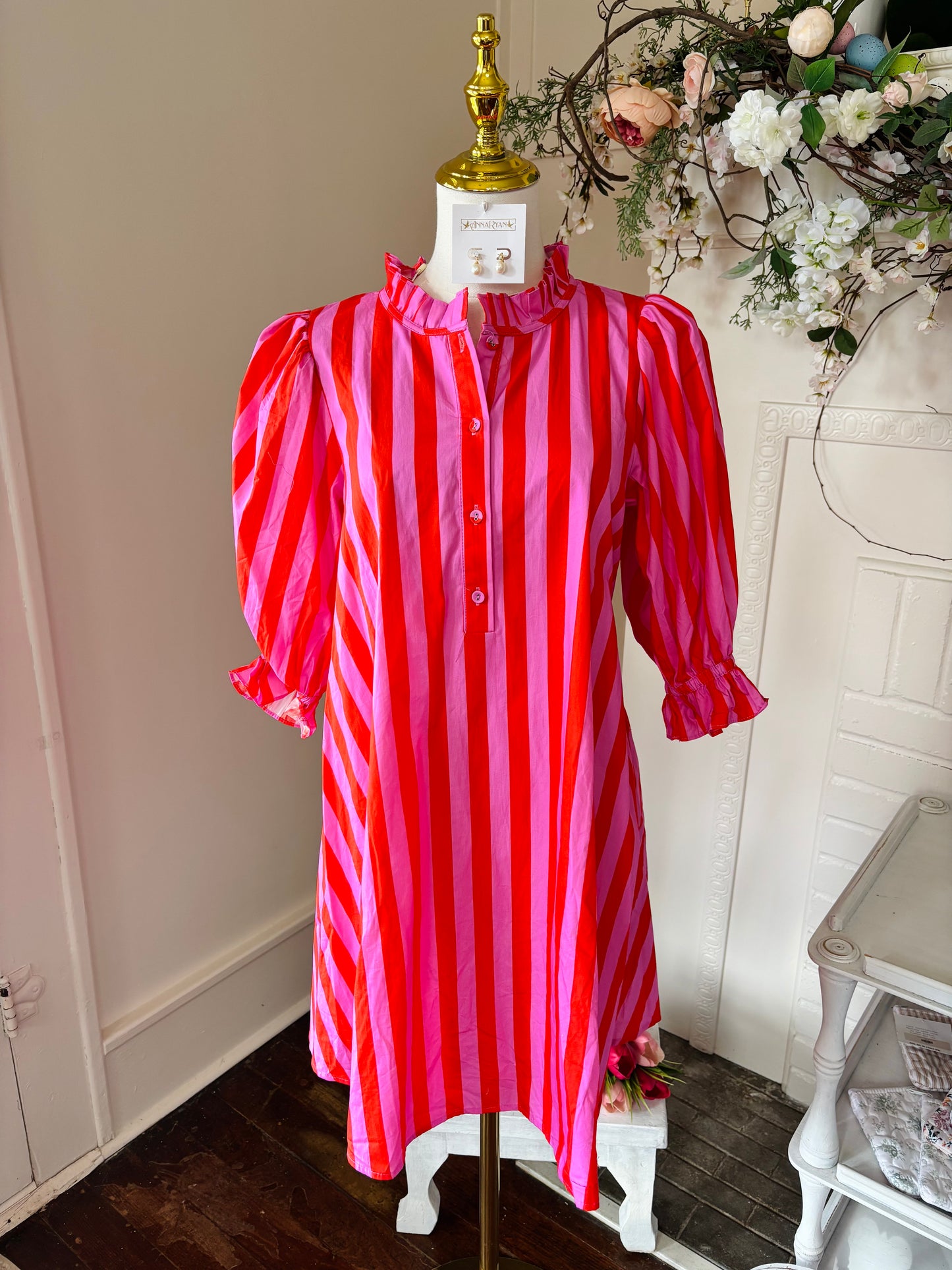 Linny Line Dress
