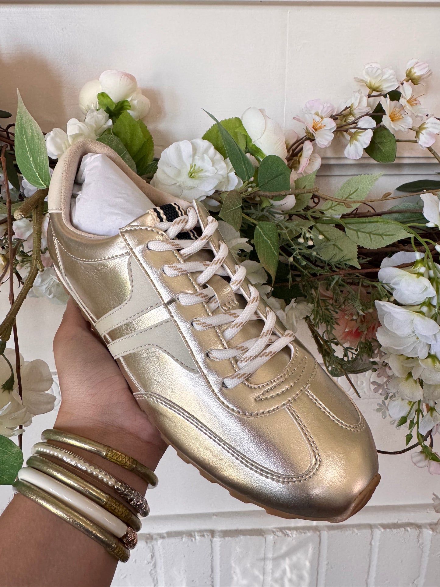 Sarah Gold Sneakers