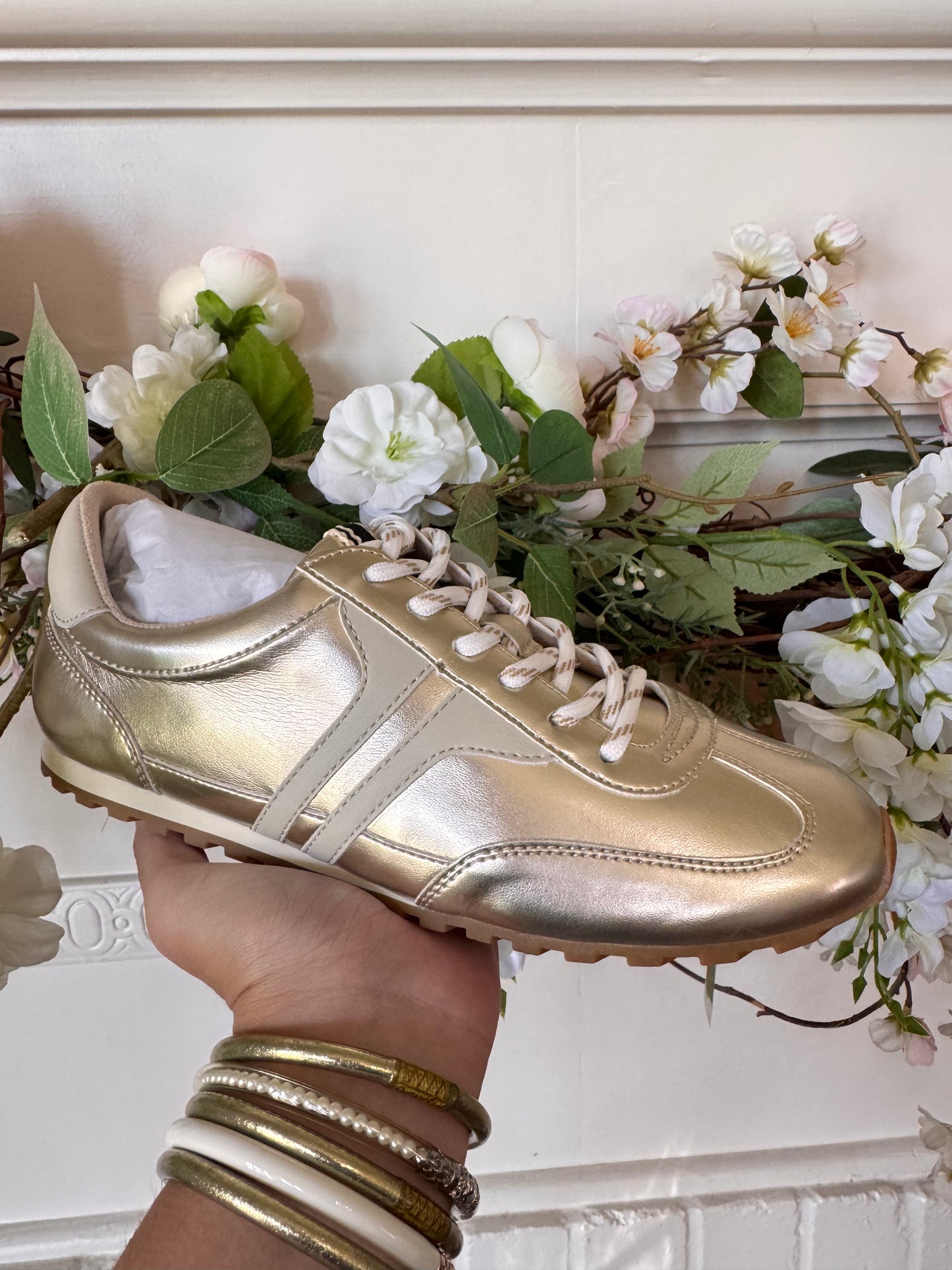 Sarah Gold Sneakers