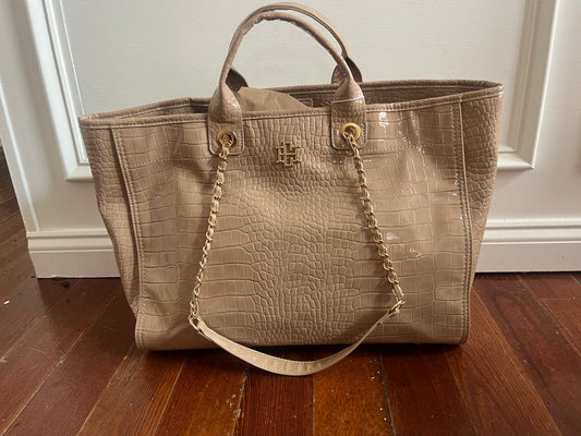 Melissa Taupe Purse