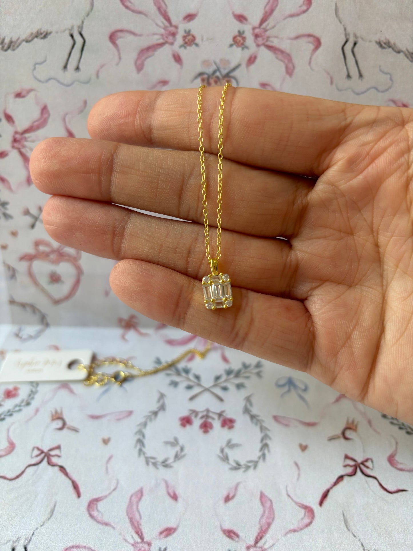 Sophie Simple Stone Necklace